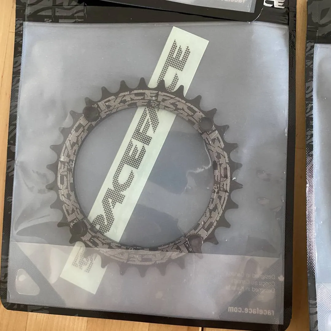 Raceface narrow wide 104bcd chainring