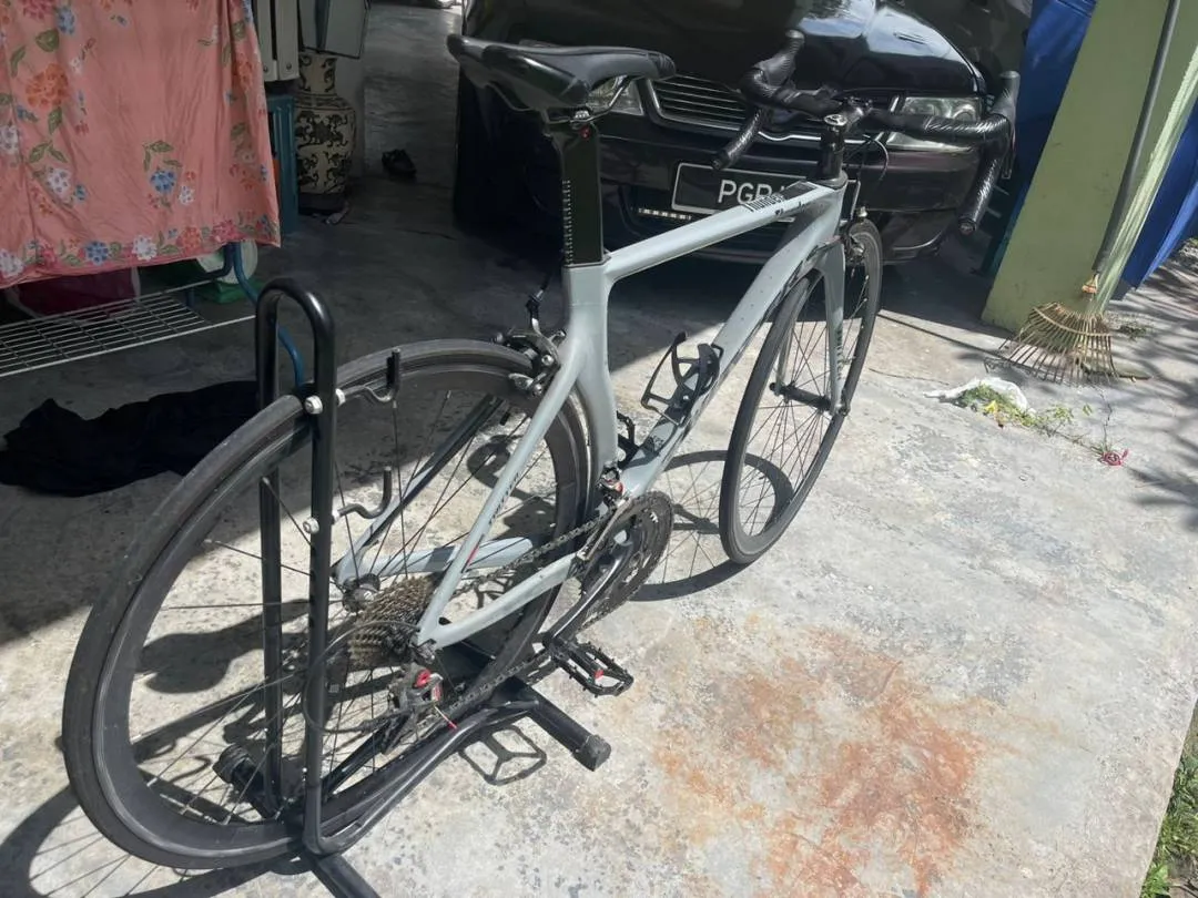 Twitter  Thunder Carbon (size 48) 11spd