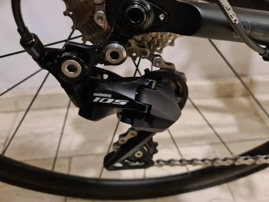 Java Road Bike - Aero Frame