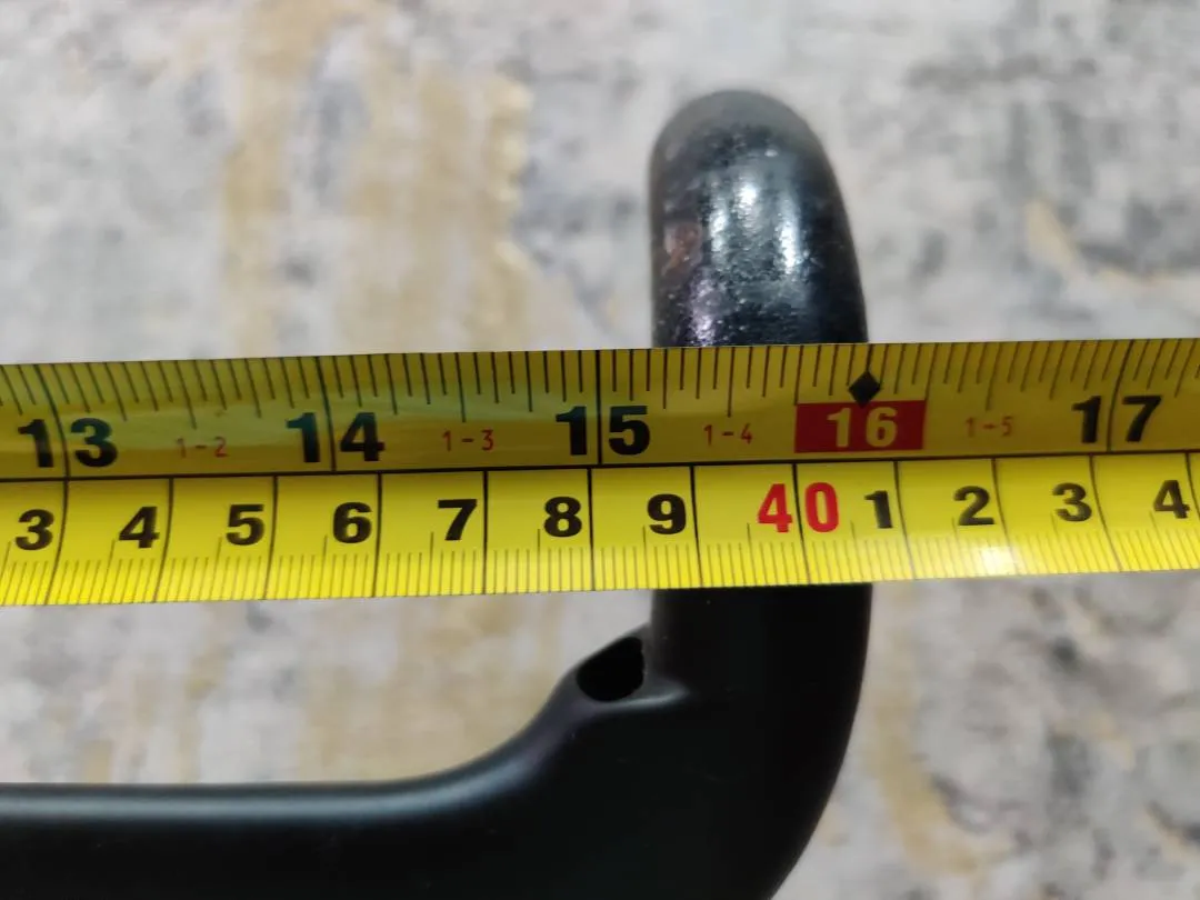 Handlebar hollowgram knot