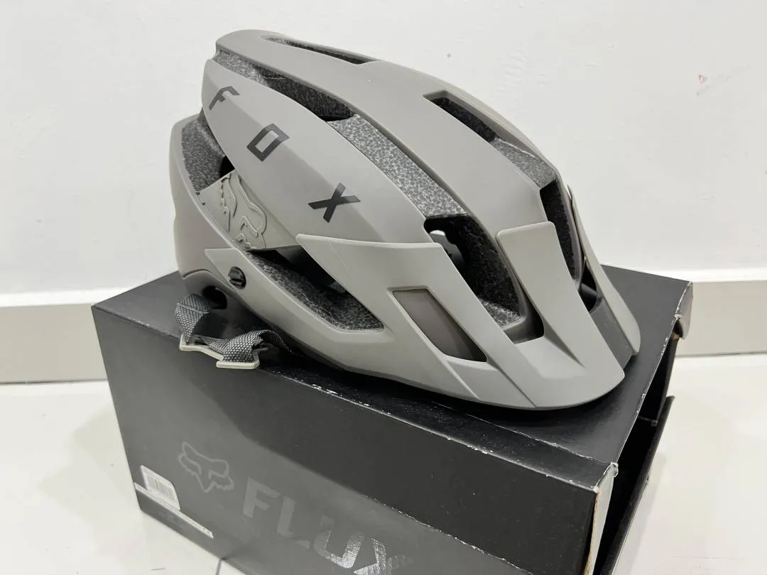 Fox flux helmet size L58-63