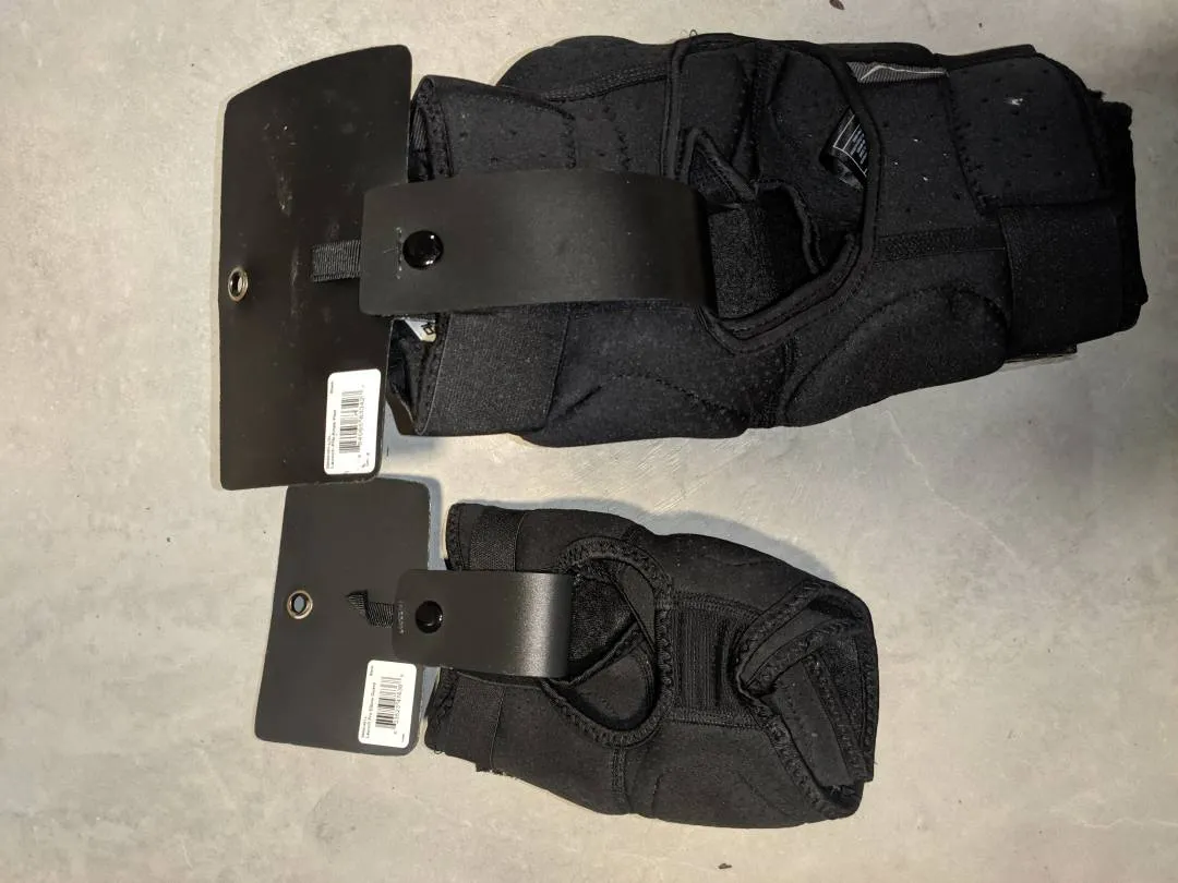 Fox Launch Pro elbow and knee pads