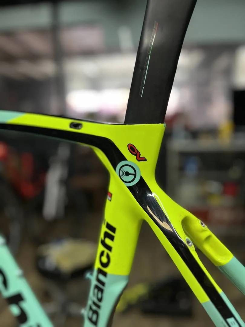 (Sold) Bianchi Oltre XR4 Rim Brake frameset