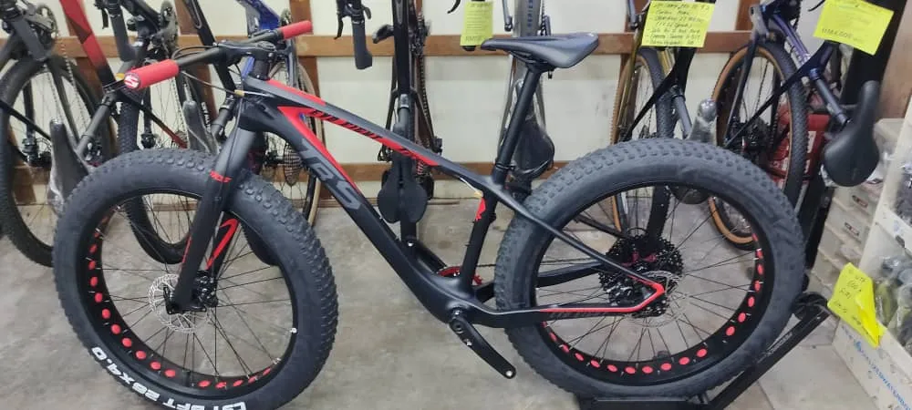 TRS EVO EIGHT CARBON FAT BIKE 12 SPEED