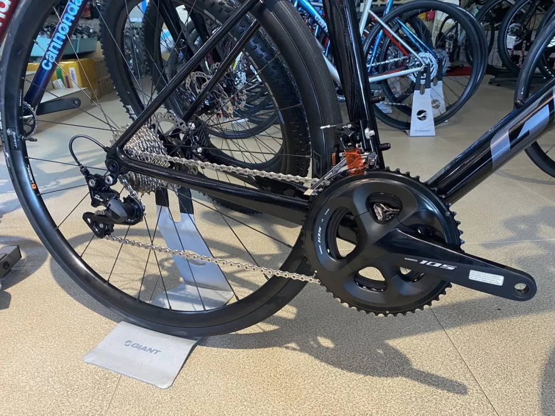 Giant Tcr Advanced 2 2022