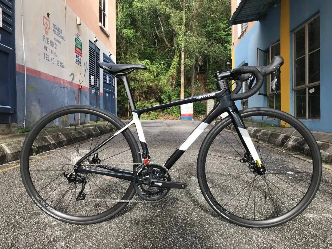 Cannondale Supersixevo Disc 105