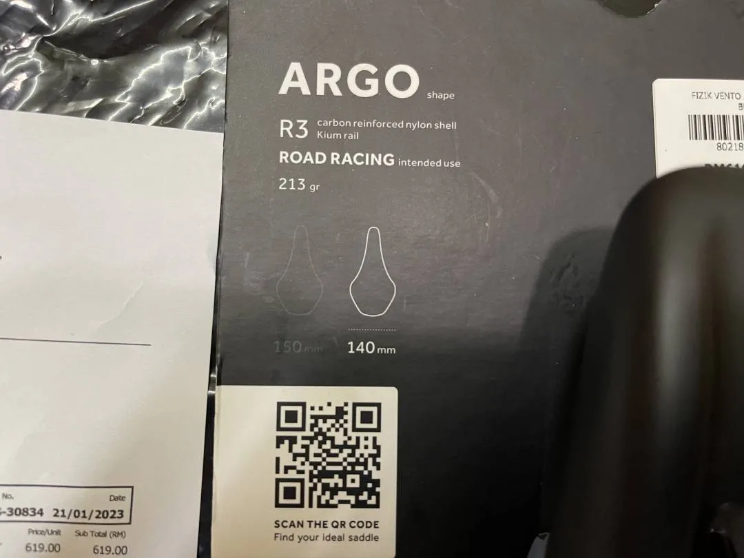 Fizik argo vento saddle R3 140mm 10/10 condition