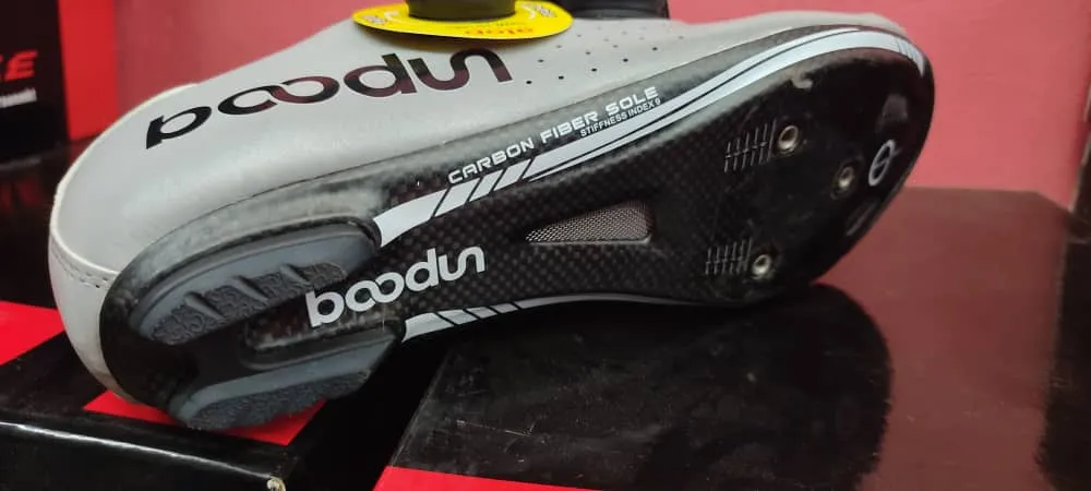 BOODUN CYCLING SHOES SILVER REFLECTOR COLOR