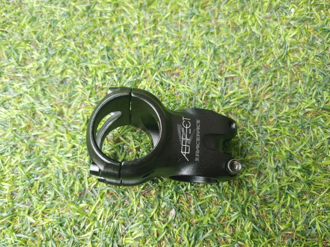 Raceface Aeffect R 35