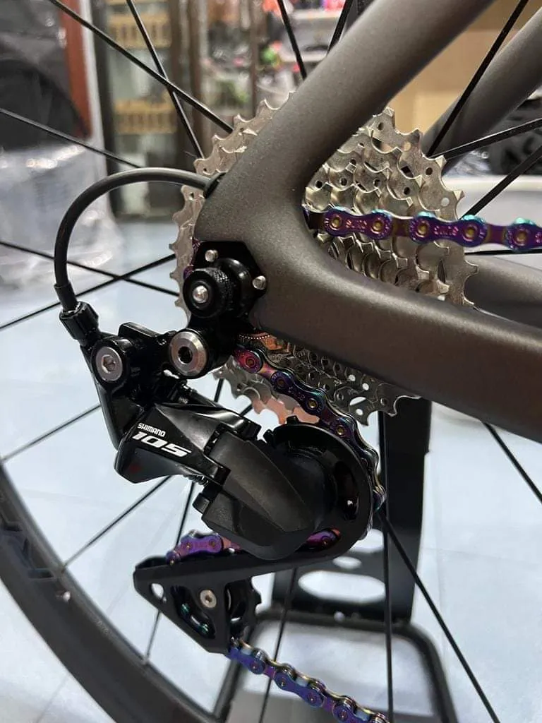 Brand New Complete Carbon Road Bike  Toseek S10 Full Carbon Aero Bike