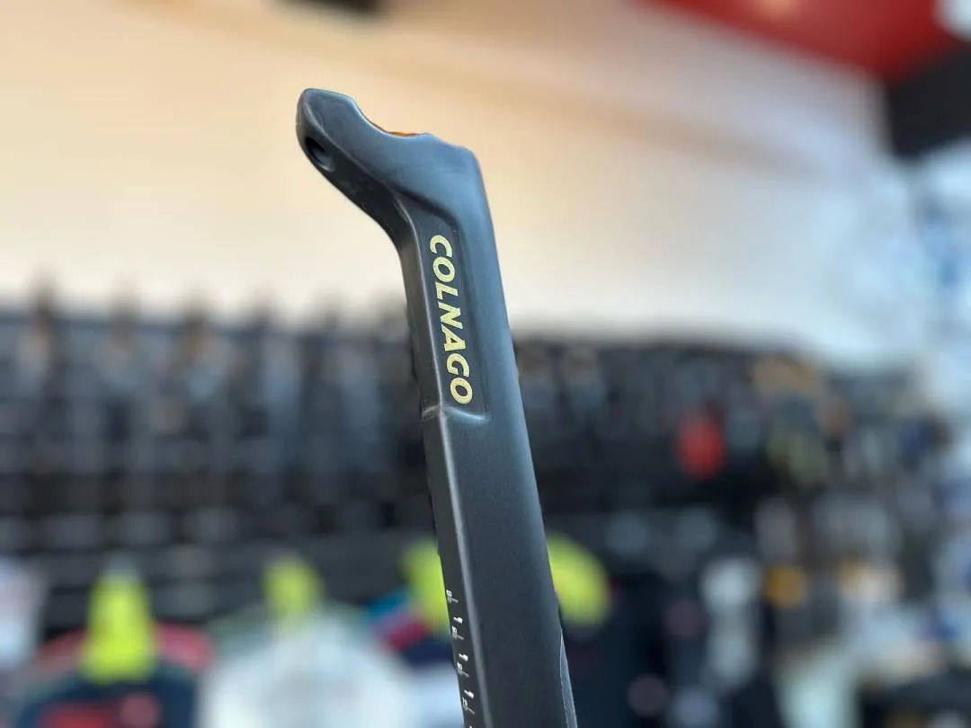 Colnago UAE TEAM EDITION w CC01 Colnago carbon integrated handlebar