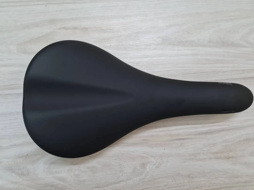 Fabric Scoop Shallow Race