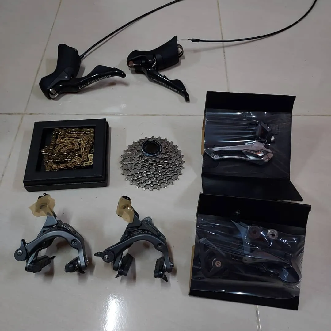GROUPSET R8000 MIX (NO CRANKSET)