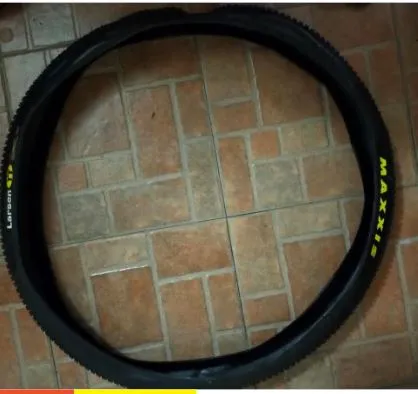 MAXXIS TT LARSEN 26X1.9 - CLEARANCE, FIT ON BIKE N TAKEN OUT, NOT RIDEN
