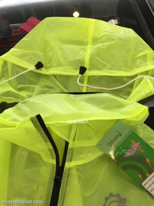 Waterproof cycling raincoat