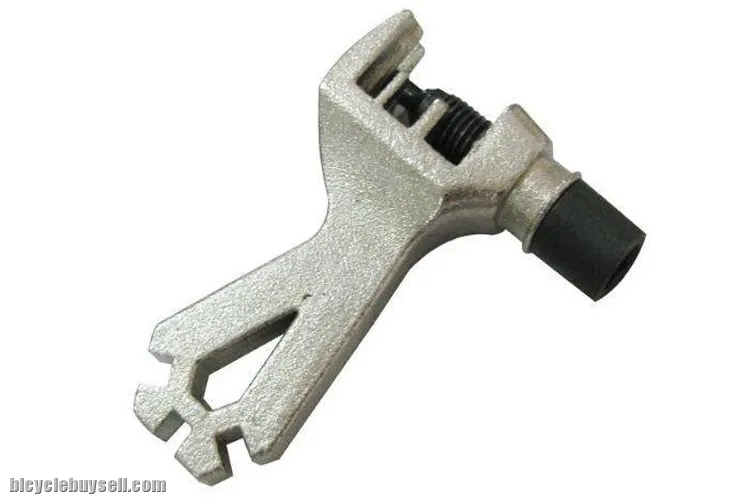 Bicycle tools cut the chain tool spoke mini combination