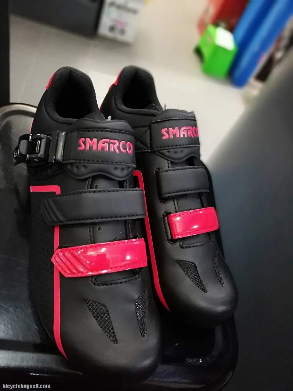 Smarco Road Bike Cycling shoes size 39 TO 45 FREE POSTAGE!! FREE BAG!!
