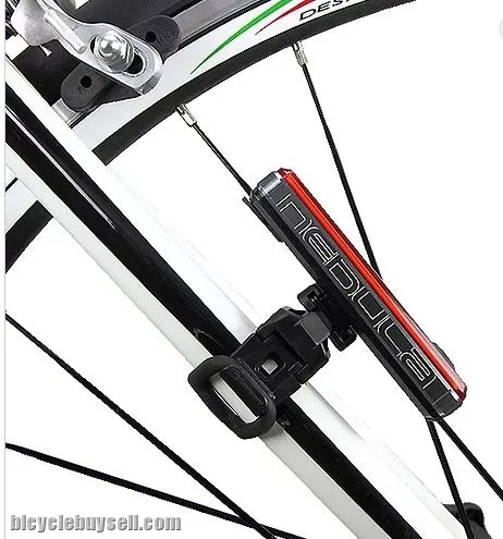 MOON Nebula 180Lumen  Rechargable Rear Light