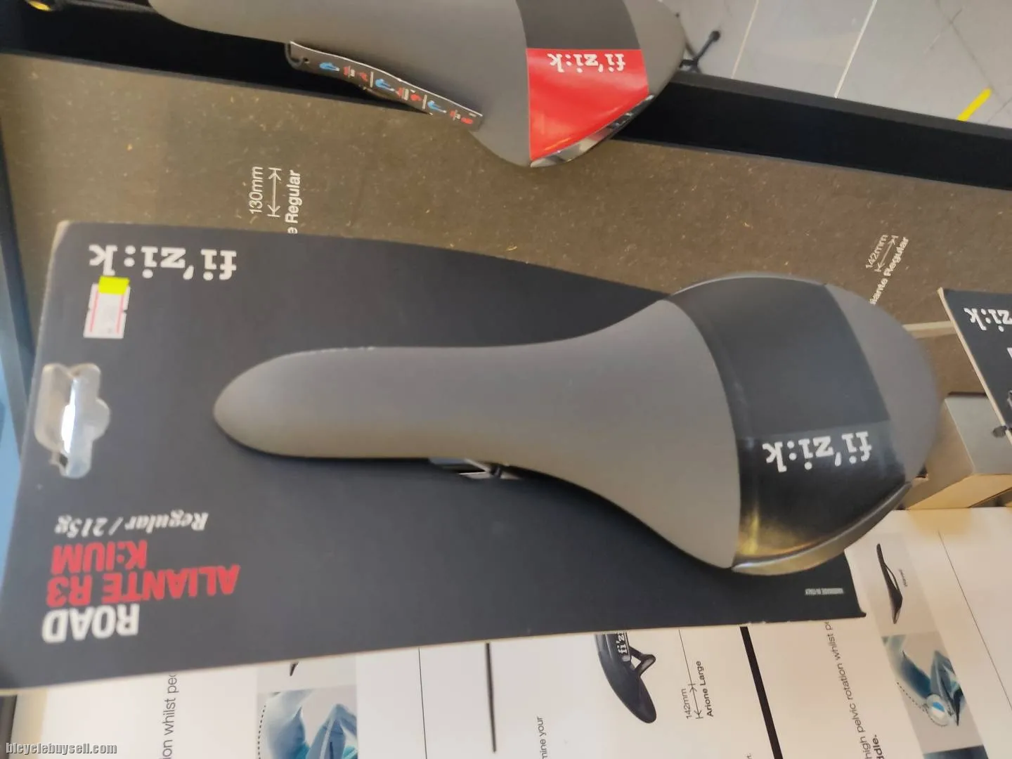 FIZIK ALIANTE R3 NEGO