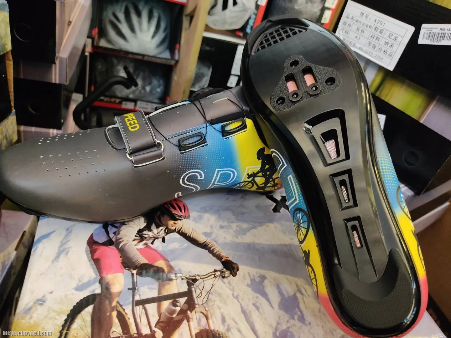 SPEEED ROAD CYCLING SHOES QX3328 Hari Raya Offer RM99 ONLY