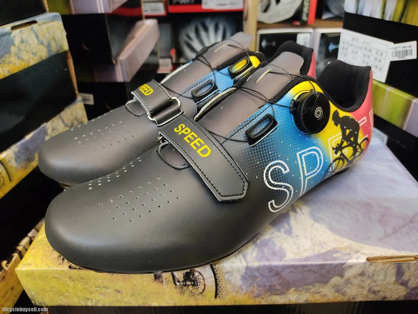 SPEEED ROAD CYCLING SHOES QX3328 Hari Raya Offer RM99 ONLY