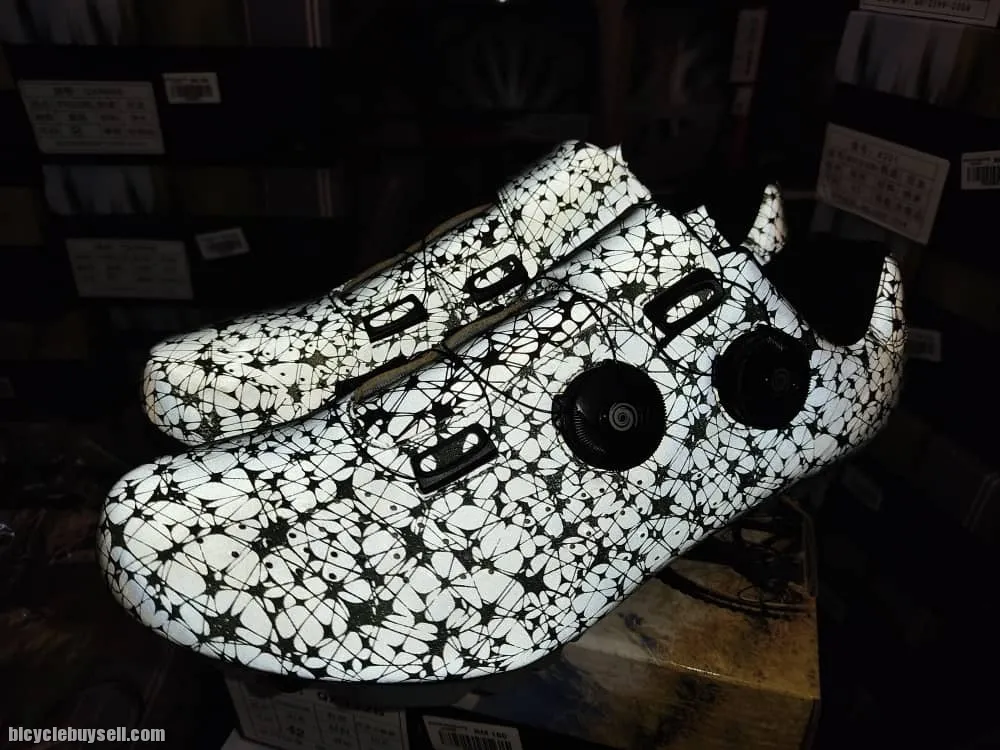 SPEED MTB CYCLING SHOES QX2005. SPECIAL OFFER