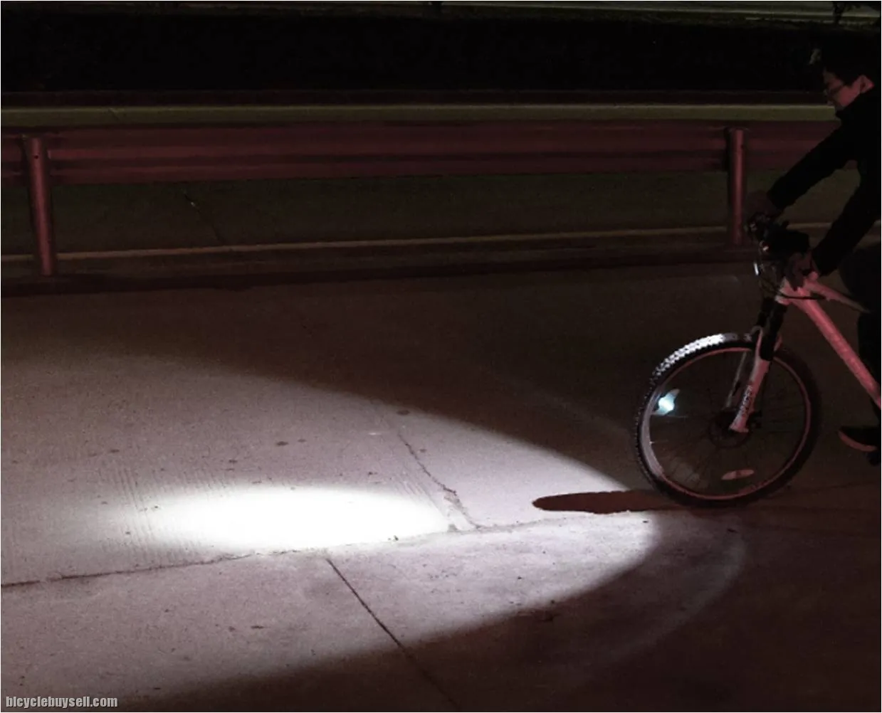 FRONT LIGHT + HORN USB RECHARGEABLE