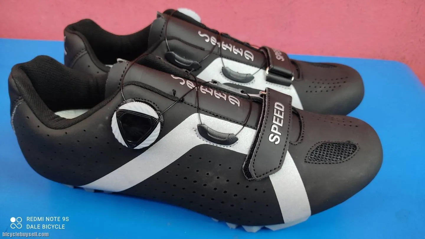 SPEED MTB CYCLING SHOES QX006 with REFLECTOR Special Offer