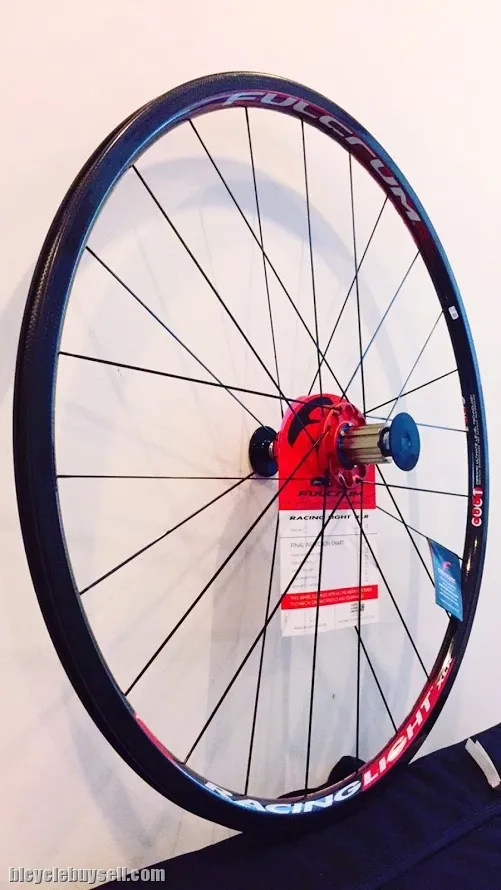 Fulcrum Racing Light XLR carbon clincher climbing wheel set