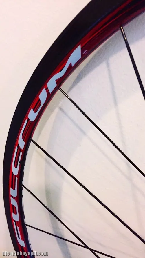 Fulcrum Racing Light XLR carbon clincher climbing wheel set