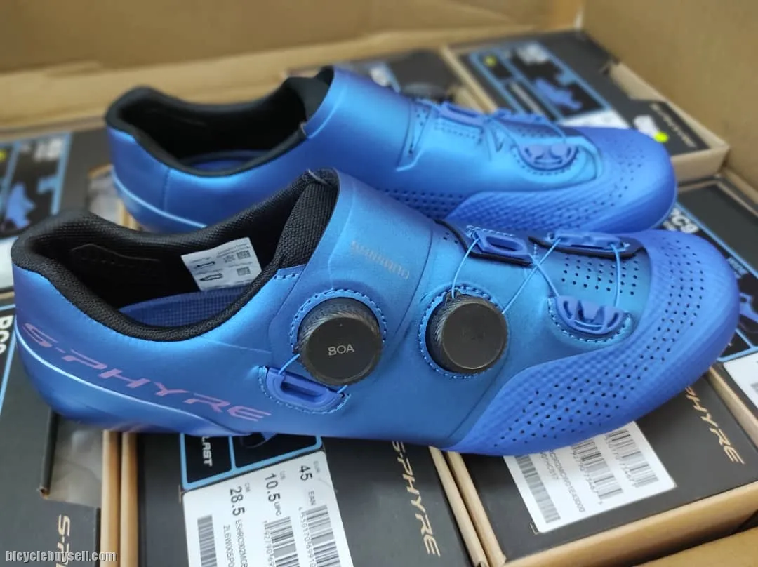 SHIMANO RC9 SH-R902 S-PHYRE. FREE SHIPPING 1 DAY ARRIVAL