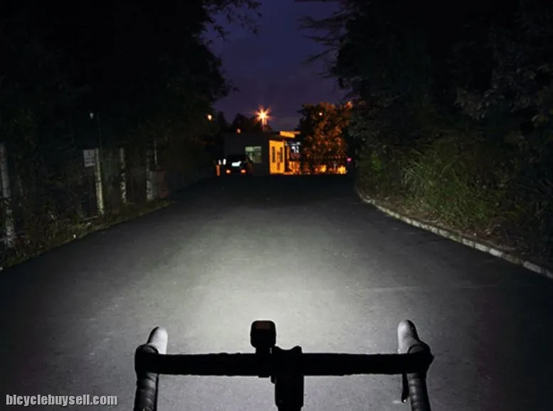 Ravemen LR800P USB Rechargeable 800 Lumen Front Light