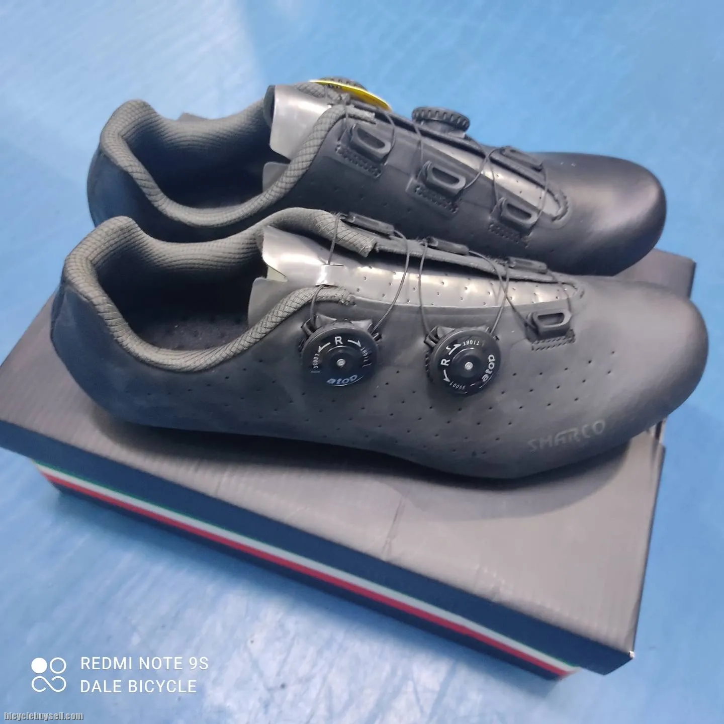 SMARCO NEW MODEL ROAD CYCLING SHOES FREE BAG