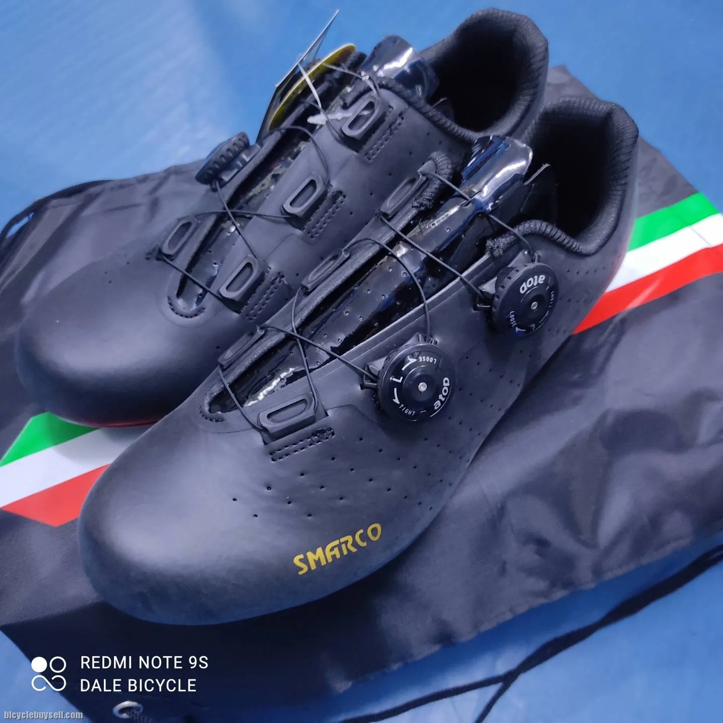 SMARCO NEW MODEL ROAD CYCLING SHOES FREE BAG