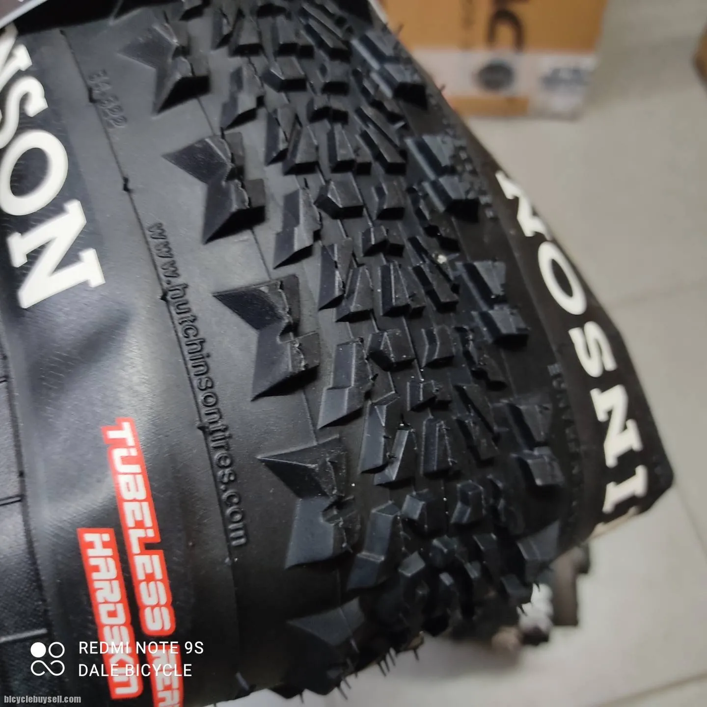 Hutchinson Cobra q- Hardskin - Tubeless Ready 29 and 26 2.25 50% discount