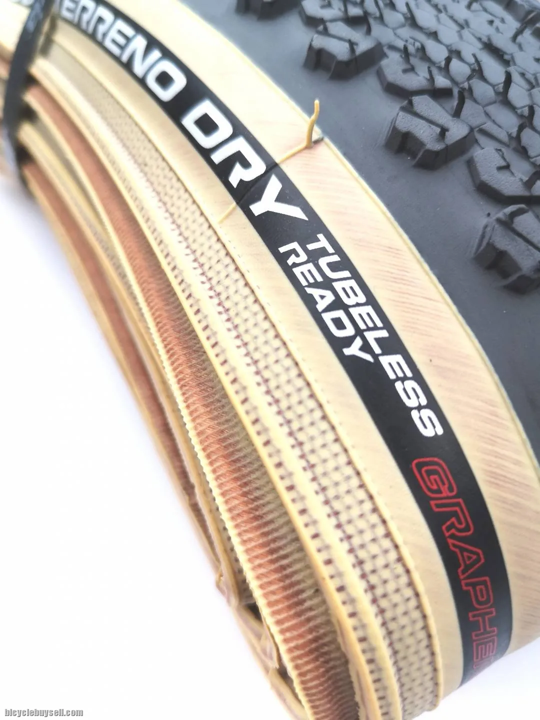Vittoria Terreno Dry Gumwall gravel tire 700x38c