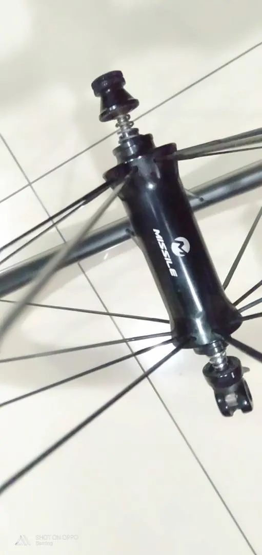 Whellset carbon missile