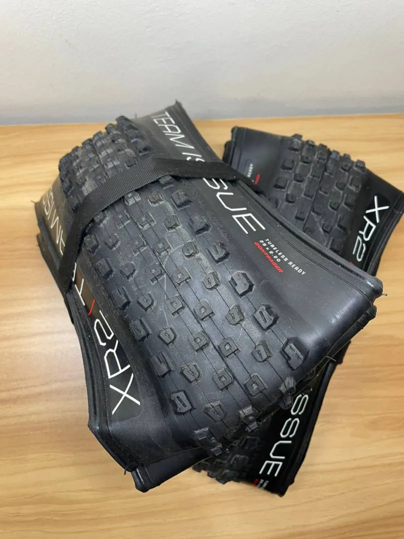 TREK BONTRAGER XR2 TEAM ISSUE TIRES -65% LESS !