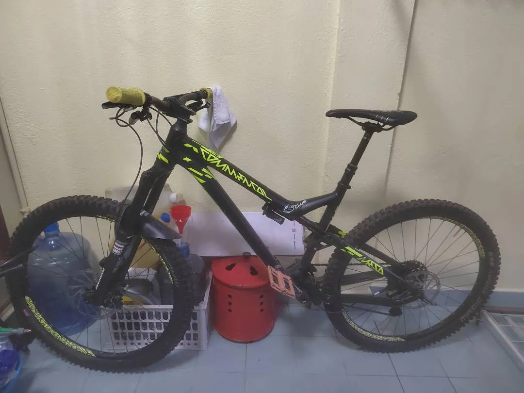 Commencal AM4 Full Sus