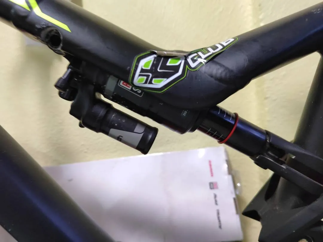 Commencal AM4 Full Sus
