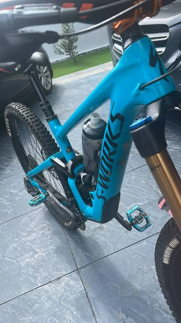 2020 Specialized Enduro 29 frame and fork only