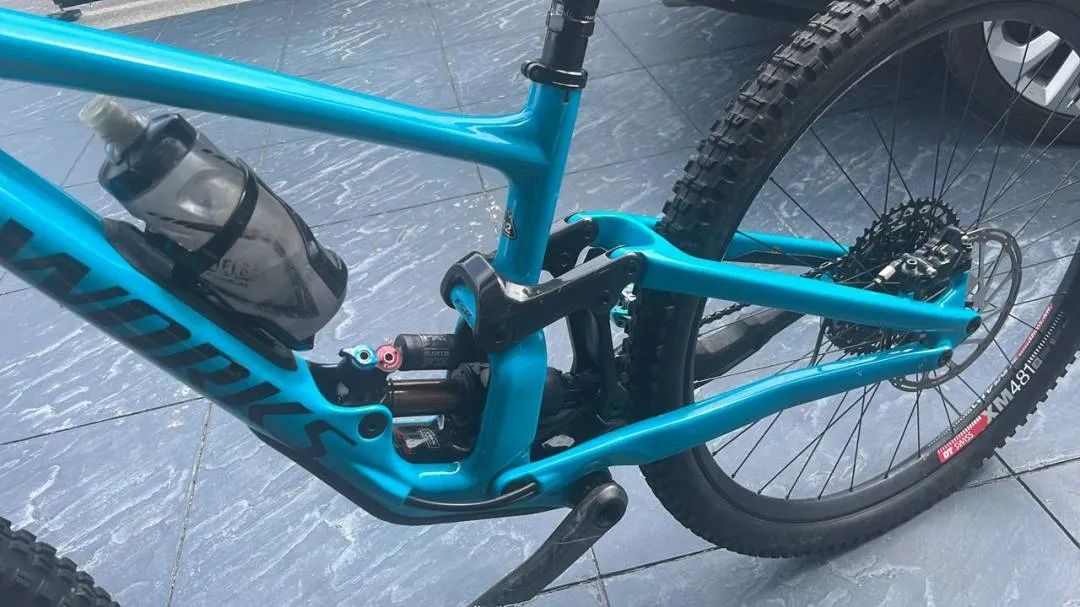 2020 Specialized Enduro 29 frame and fork only