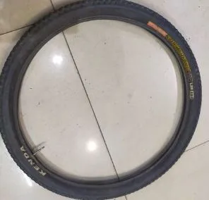 KENDA KOZMIK LITE 480G USED LESS THAN 5 MONTHS - 1PCS ONLY