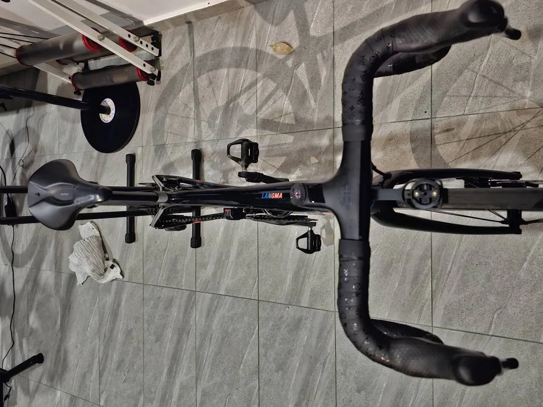 2022 LIV LANGMA ADVANCED DISC 1 QOM Road Bike