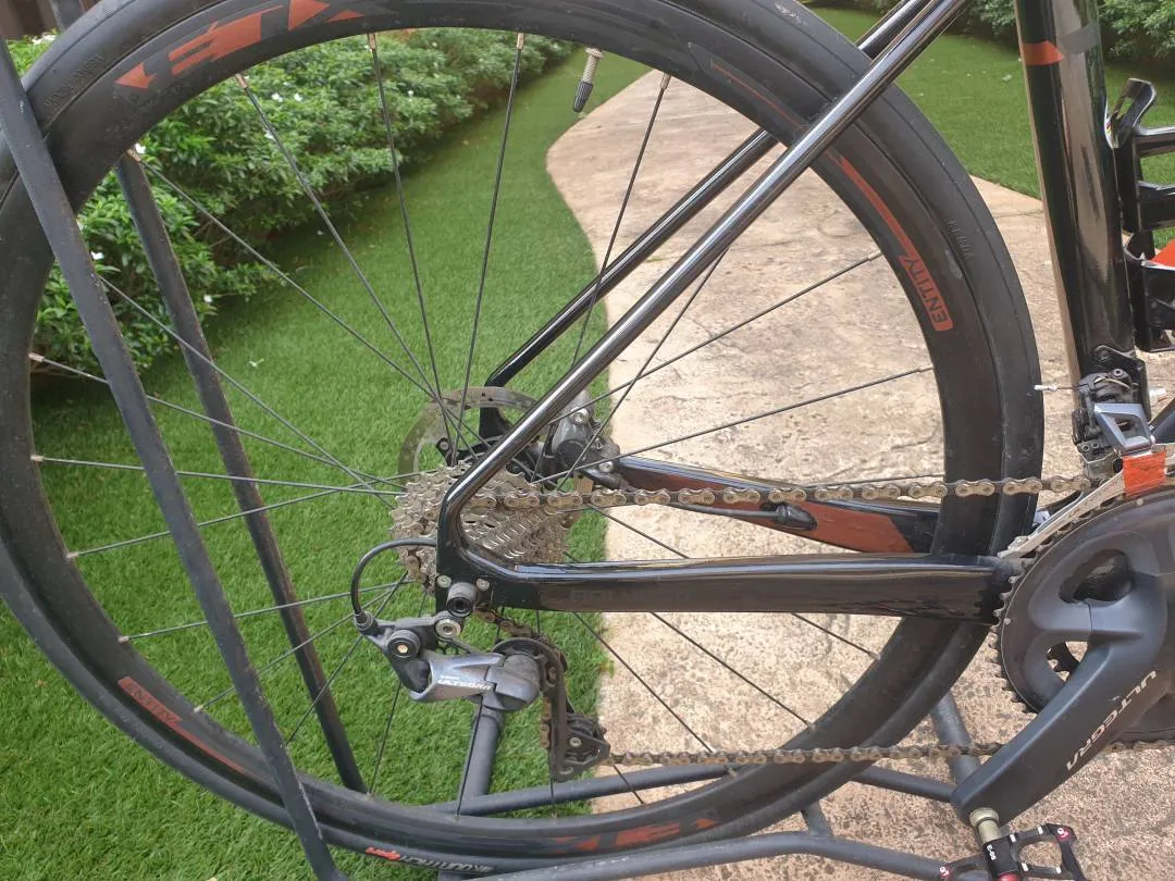 Polygon Strattos S8d