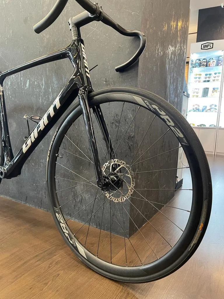 GIANT TCR CARBON FRAME SET CHEAP CHEAP SELLING !