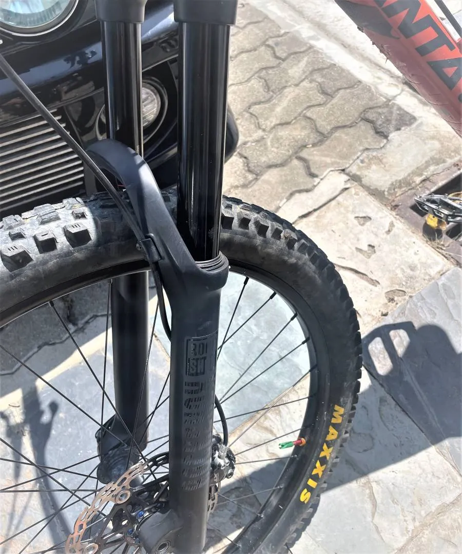 ROCKSHOX YARI BOOST
