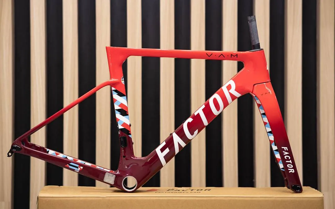 FACTOR OSTRO VAM CANADIAN RED FRAMESET 2023