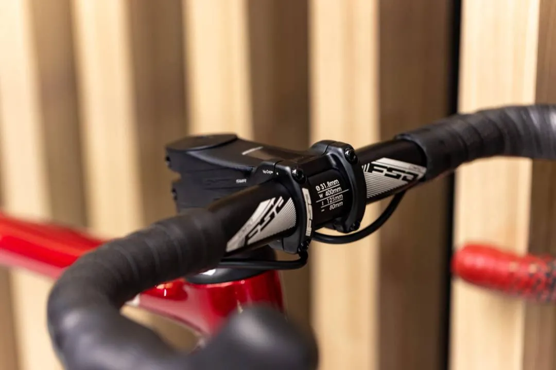 GUSTO RANGER EVO SPORT 105 Di2 12-Speed All Rounder Road Bike (PM for size)