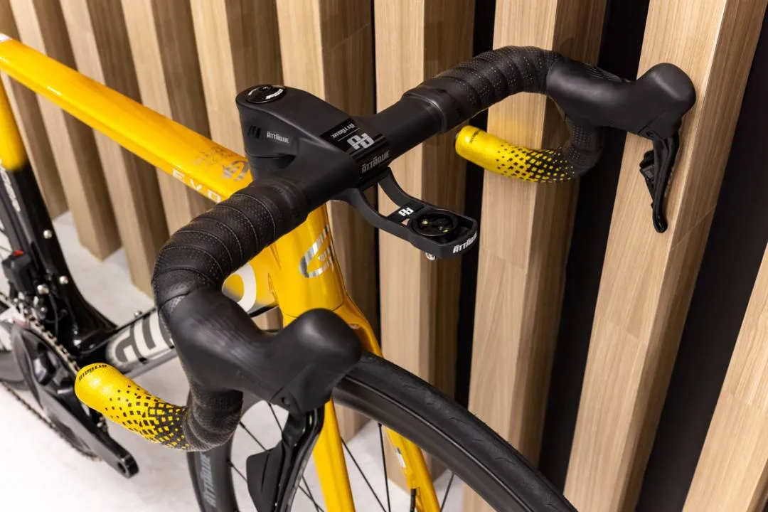 GUSTO RANGER EVO SPORT Team Limited 105 Di2 12-Speed All Rounder Road Bike (PM for size)